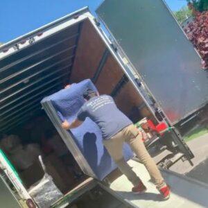 HOW TO DOWNSIZE EFFECTIVELY